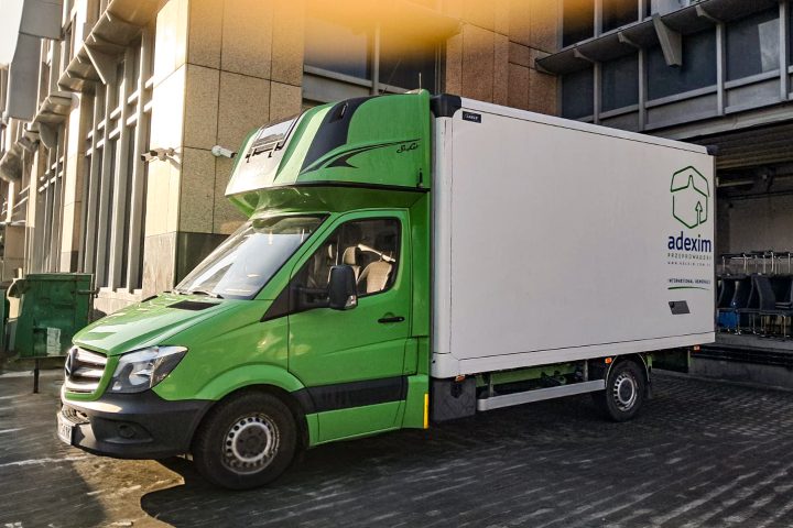 przeprowadzki bus transportowy